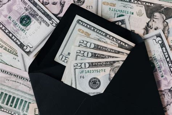 Are you allowed to ship money?