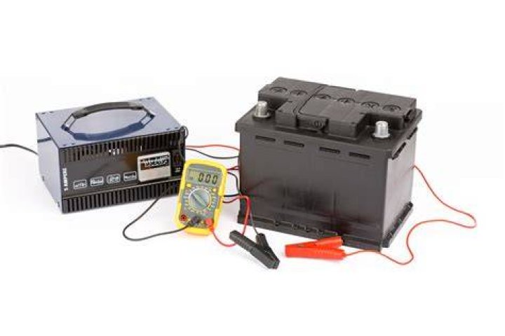 Can i use agm battery in my car?