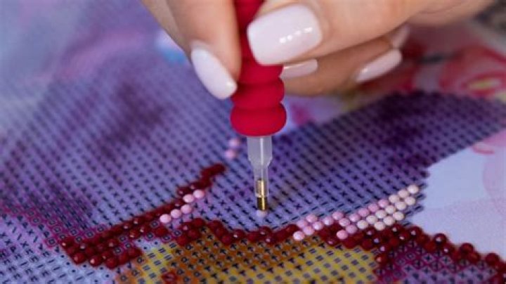 Can you iron the back of a diamond painting?
