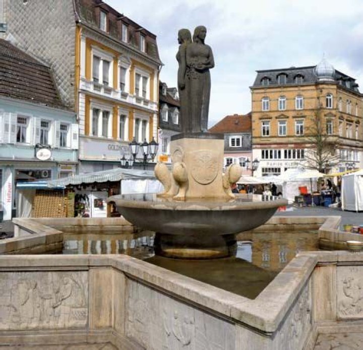 Is homburg in saarland?