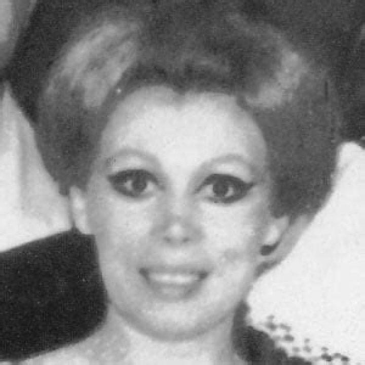 Is mirella freni still alive?