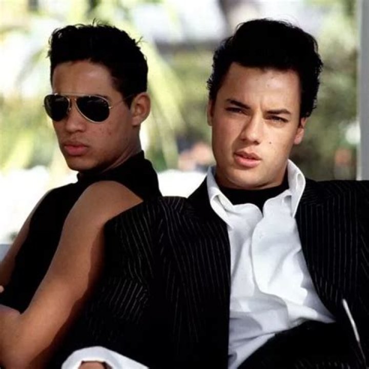 Were barry and nick kamen twins?