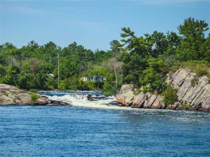 What's in burleigh falls?