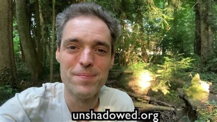 What does unshadowed mean?