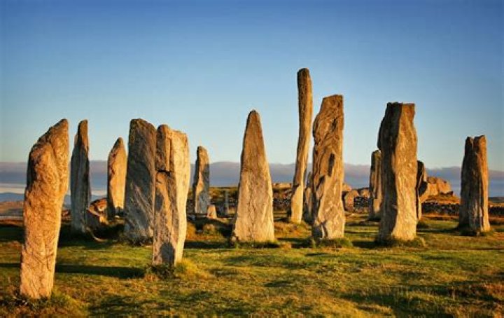 When was callanish stones built?
