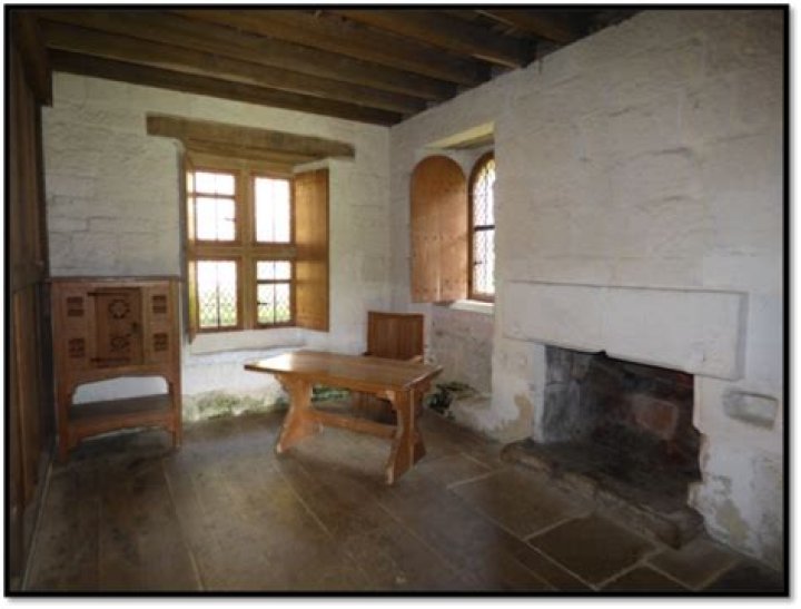 Where are the small rooms that monks lived in called?