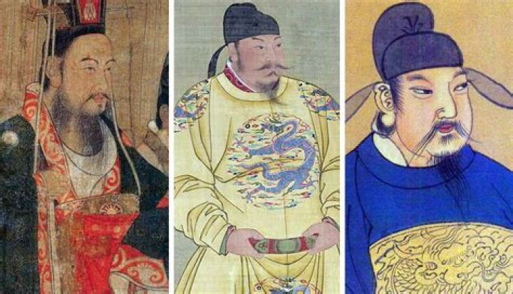 Which nomadic tribe was an enemy of the chinese dynasties?