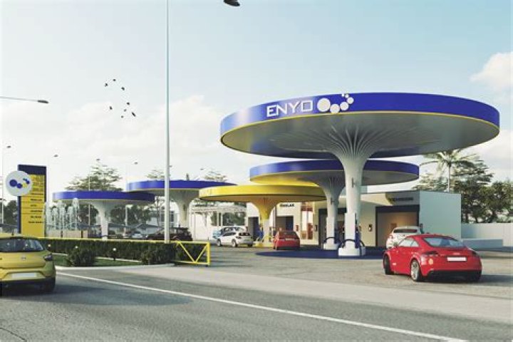 Who is the ceo of enyo filling station?